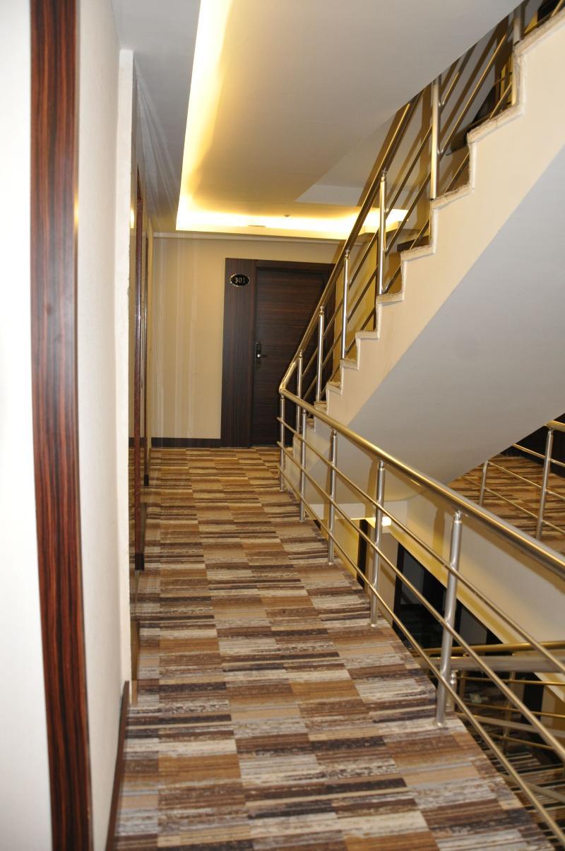 Gold City Hotel บูร์ซา ภายนอก รูปภาพ